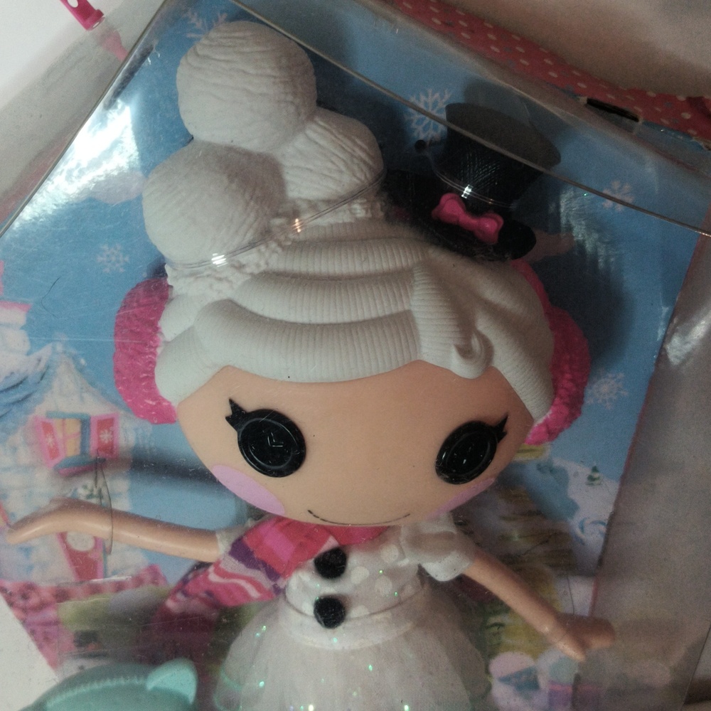 Lalaloopsy Winter Snowflake Full Size 12" Doll And Pet Husky New In Box, Rare - Picture 4 of 14